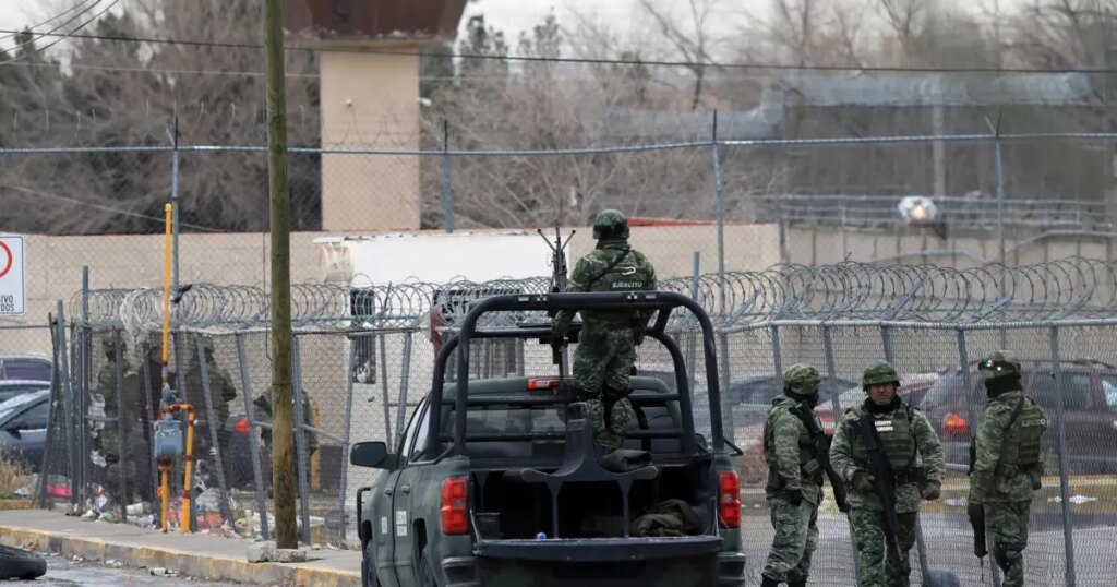 #Juárez: Agents confront civilians during search for prisoners;  there are 7 dead