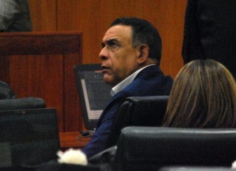 Jurista dice Alexis debe contemplar un acuerdo