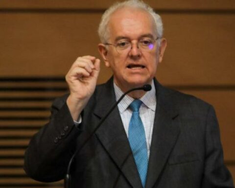 Keys to the 'tax justice' promoted by Minister Ocampo