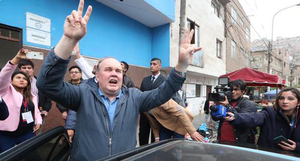 LIVE |  Rafael López Aliaga is sworn in today as mayor of Lima