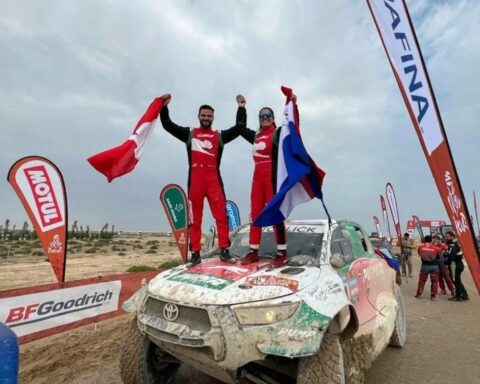 Lafarja enters the top 15 in T1+ of the Dakar 2023