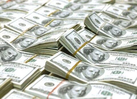 América Latina debe reducir su deuda para impulsar crecimiento