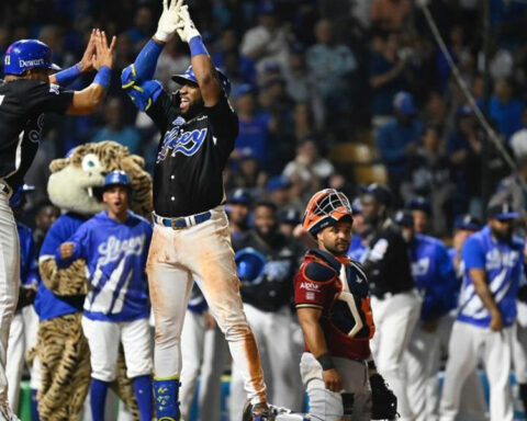 Licey and the Stars go to their fourth final