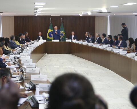 Lula defends a leap in quality in education, culture and health