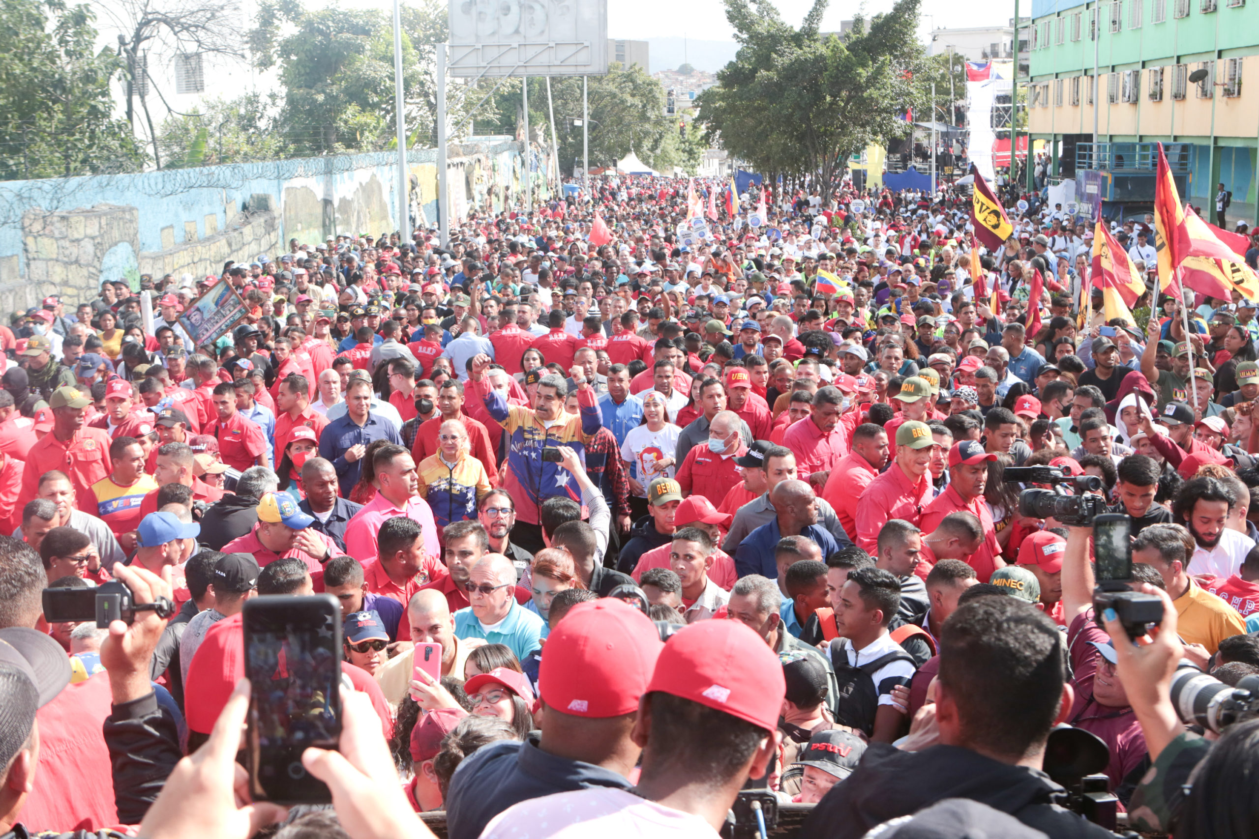 Maduro: Venezuela is at peace and victory belongs to us