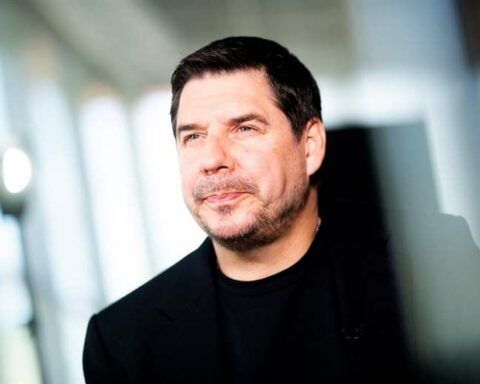 Marcelo Claure's group negotiates possible purchase of Millicom International