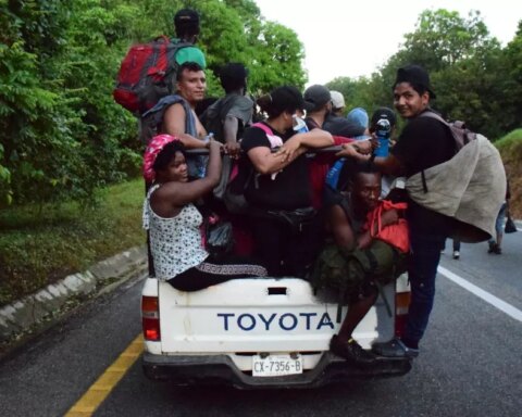 Mexico will receive 30,000 migrants a month expelled from the US and must create jobs