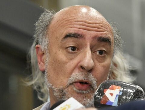 Mieres satisfied with job recovery, but with concern about youth unemployment