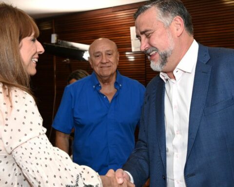 Minister announces partnership between EBC and Argentine public channels