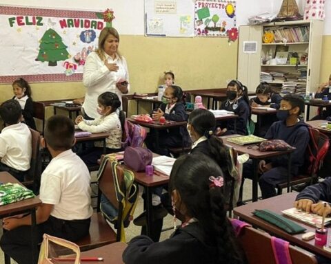 Más de 900 estudiantes se incorporan a clases en la U.E.N Maestra Judith Liendo en Caracas