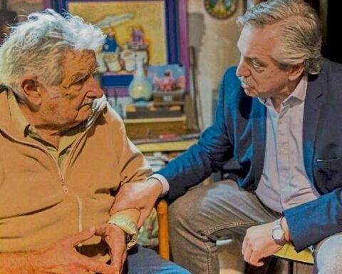 Mujica and Topolansky met with Alberto Fernández in Buenos Aires