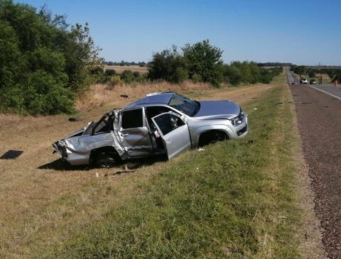 New accident: two cars collided head-on in Paysandú and a man is seriously ill