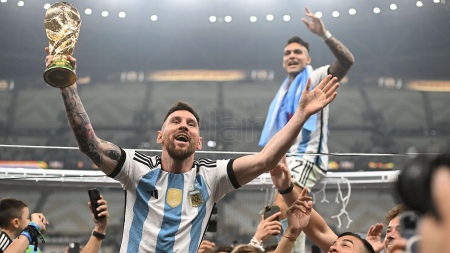 One month after an achievement that will be eternal, Argentine soccer players are still on fire