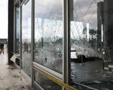 PF operation fulfills warrants against those involved in coup acts