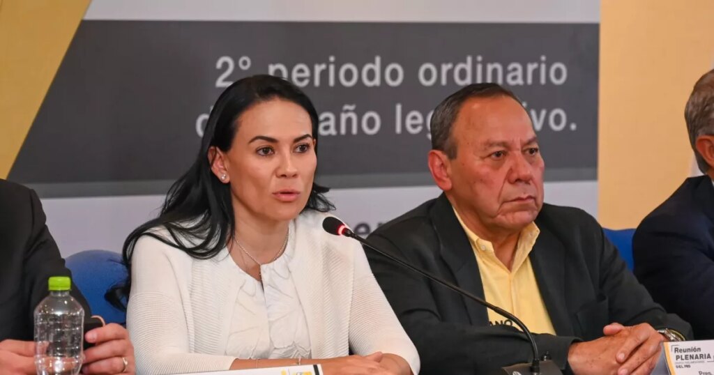 PRD leadership "clothes" Alejandra del Moral towards the Edomex election