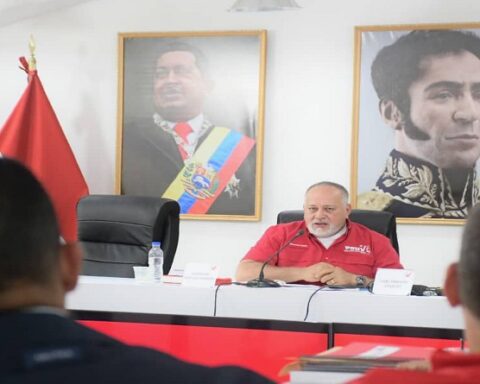 PSUV y Movimiento de Izquierda Unida suscriben acuerdo de cooperación