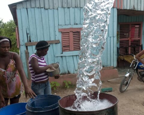 Pandemic brings 30 new super rich to Latin America and more extreme poverty: Oxfam