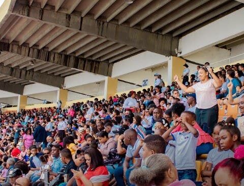 Molina spoke before thousands of Christians who gathered at the Félix Sánchez Olympic Stadium, on the 59th anniversary of the National Evangelical Concentration
