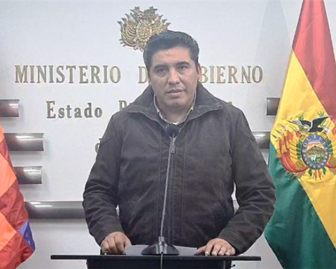 Penitentiary Regime affirms that the health of the governor of Santa Cruz "is absolutely stable"