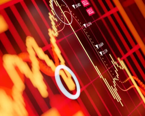 Personal saving in the United States plummets to historical levels, will it cause an economic depression in 2023?