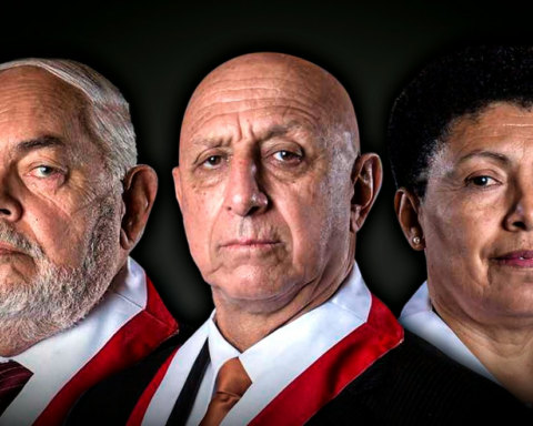 Peru Libre presents constitutional complaint against Jorge Montoya, José Cueto and Martha Moyano