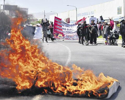 Peru: with 42 deaths and a state of emergency, a critical week begins