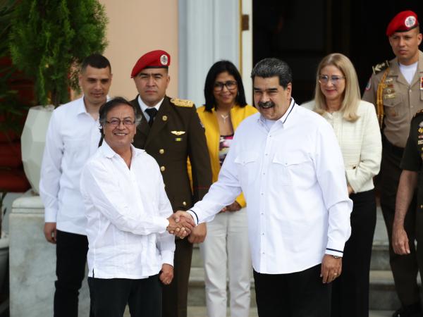 Petro and Maduro are already meeting in Caracas: what will they talk about