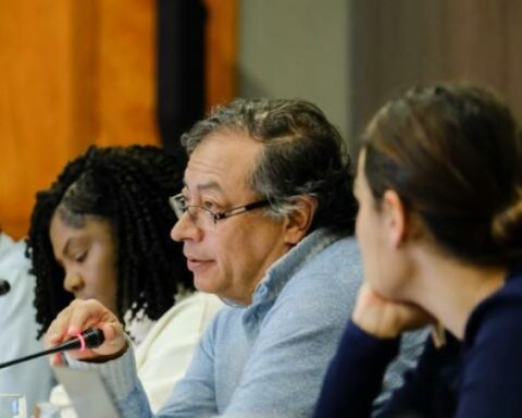 Petro defends the health reform after various criticisms of the project