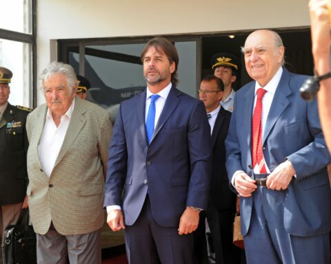 President Lacalle Pou left for the inauguration of Lula together with Mujica and Sanguinetti