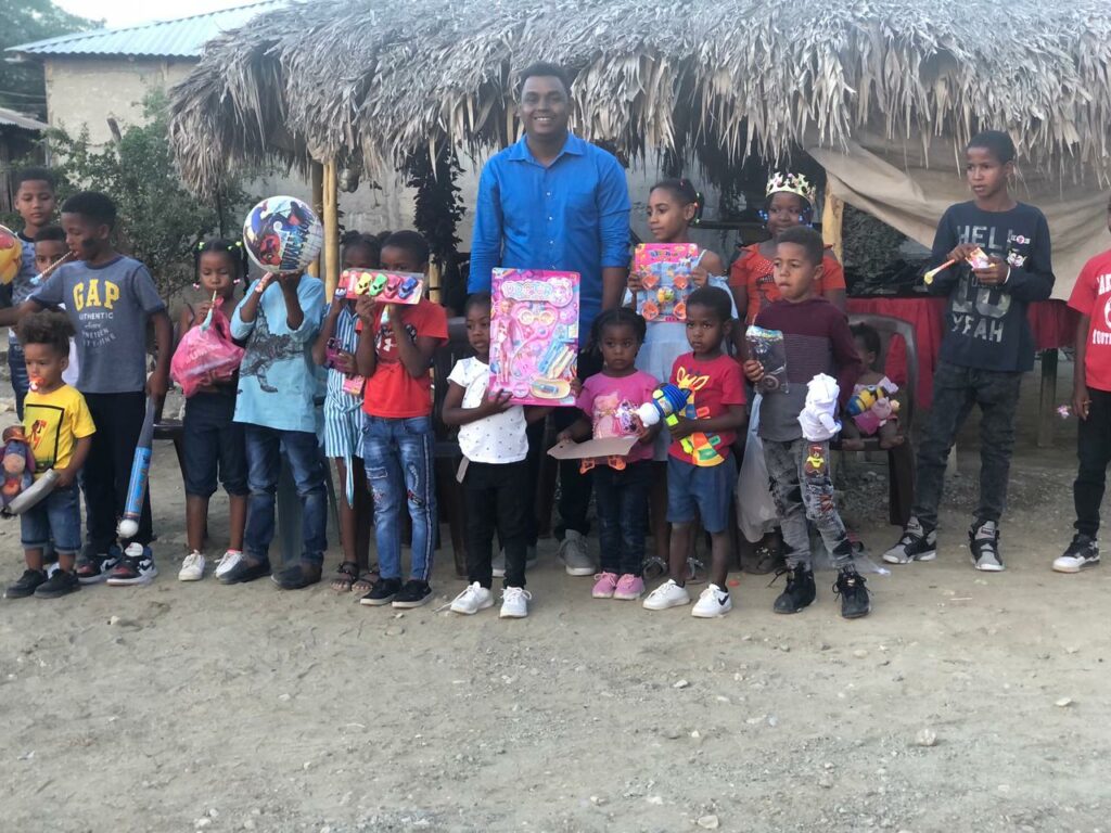 Psicovoces delivers toys to vulnerable communities in San Juan