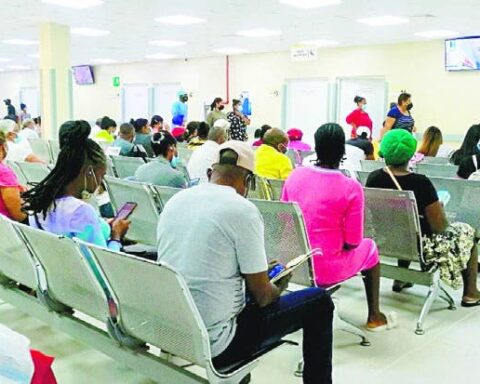 Salud Pública reporta 32 casos nuevos de Covid