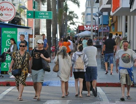 Punta del Este: consumption in Gorlero and the effect of the Punta Shopping fire