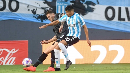 Racing tied at the beginning of the tournament with the promoted Belgrano