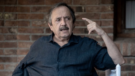 Ricardo Alfonsín asked that "do not invoke more" to the old radical leaders