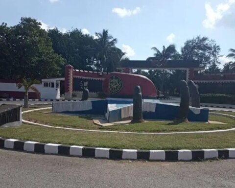 Escuela Militar, Cubanos, Cuba