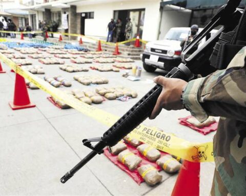 Seizure of cocaine in Chapare is attributed to the internal fight in the MAS