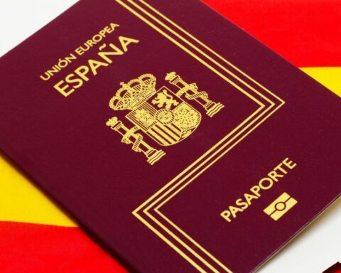 Spanish citizenship for Argentines: the Consulate enabled new shifts