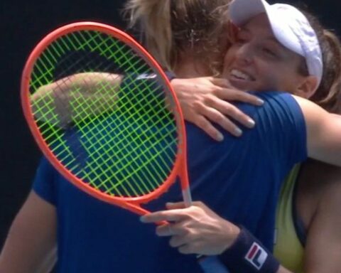 Stefani and Matos advance to Australian Open doubles quarters