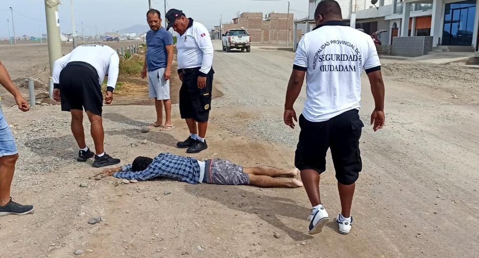 Tacna: Serenos save unconscious young people on public roads