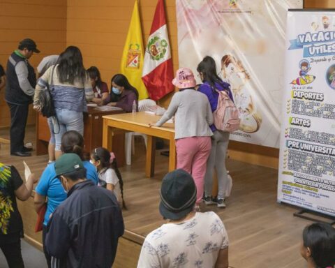 Tacna: Summer workshops and free pre-university center are reactivated
