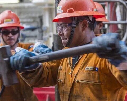 Petróleo de Texas abre en 81,88 dólares el barril