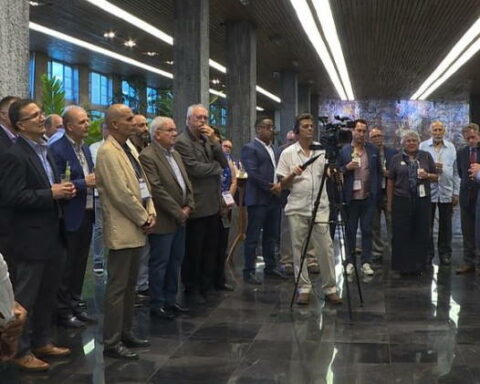 Deshielo, Cuba, Estados Unidos