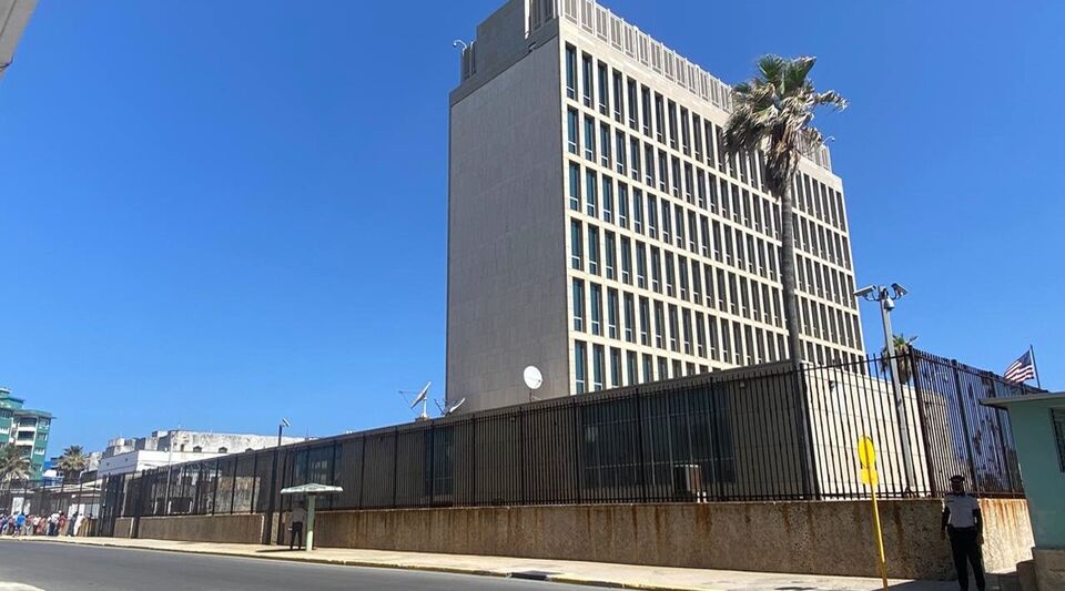 The Embassy of the United States in Cuba resumes consular services suspended since 2017