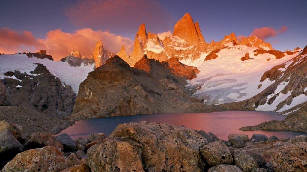 The Spanish climbers dragged by an avalanche on Cerro Fitz Roy will no longer be searched