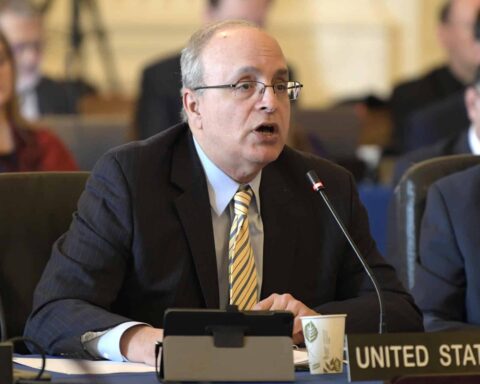 Francisco Mora embajador