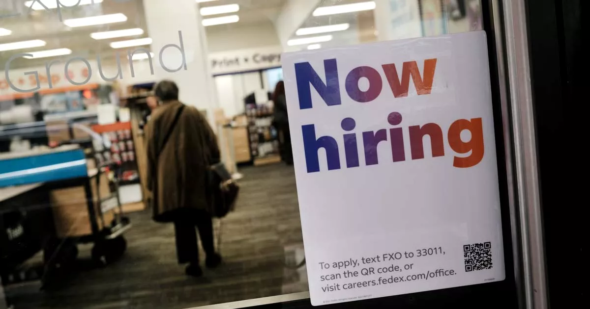 The US closes 2022 with lower unemployment despite Fed restrictions