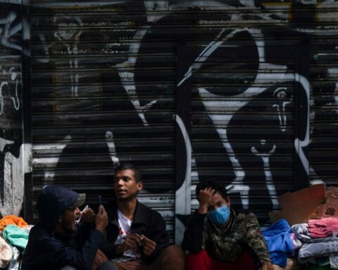 The US government will litigate "up to the Supreme Court" to keep the humanitarian parole in force