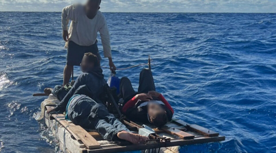 The US repatriates another 82 Cuban rafters who will not be eligible for the new permit