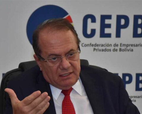 "The challenge of the Government is to put the economic before the ideological"