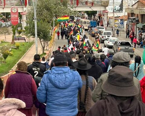 The country mobilizes to demand the release of Camacho